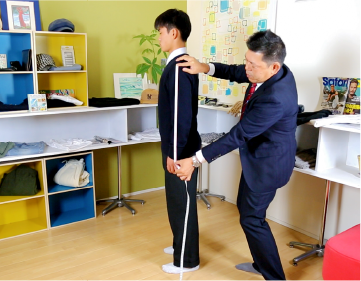 袖丈の採寸・男子
