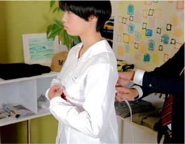 バスト(胸囲)の採寸・女子